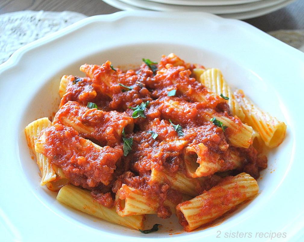 What's the Difference Between Rigatoni and Other Tube-Shaped Pastas?